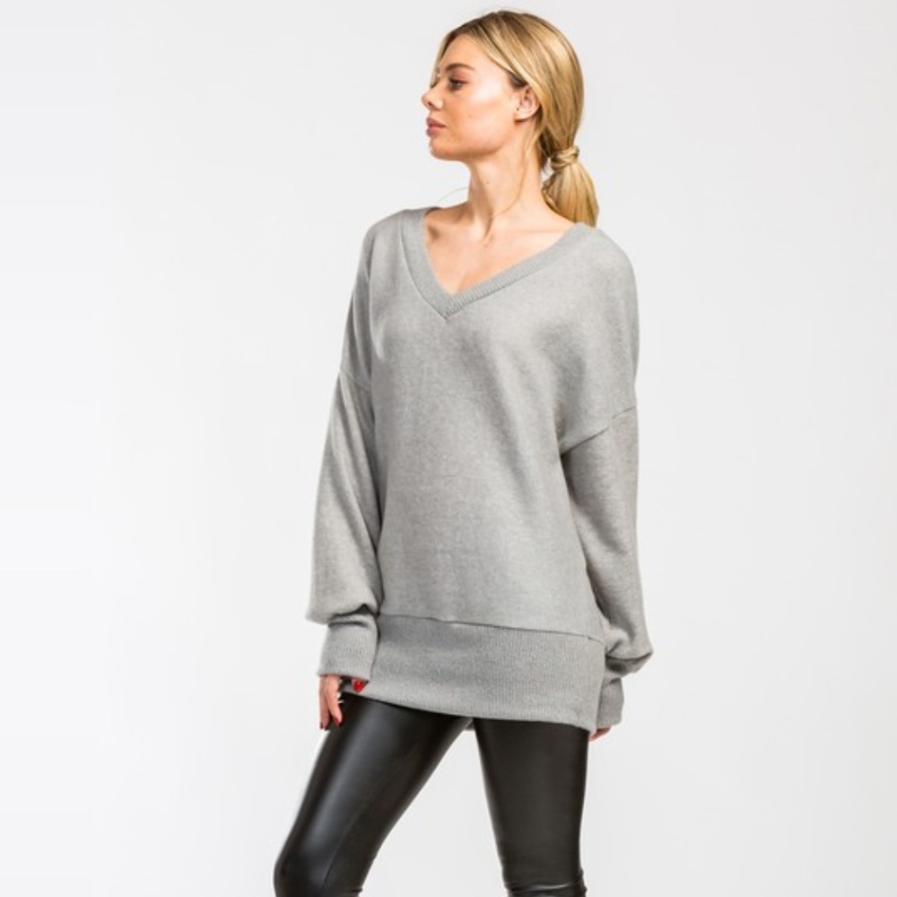 Last One❗️Grey Brushed Knit V-Neck Top - Picture 4 of 9